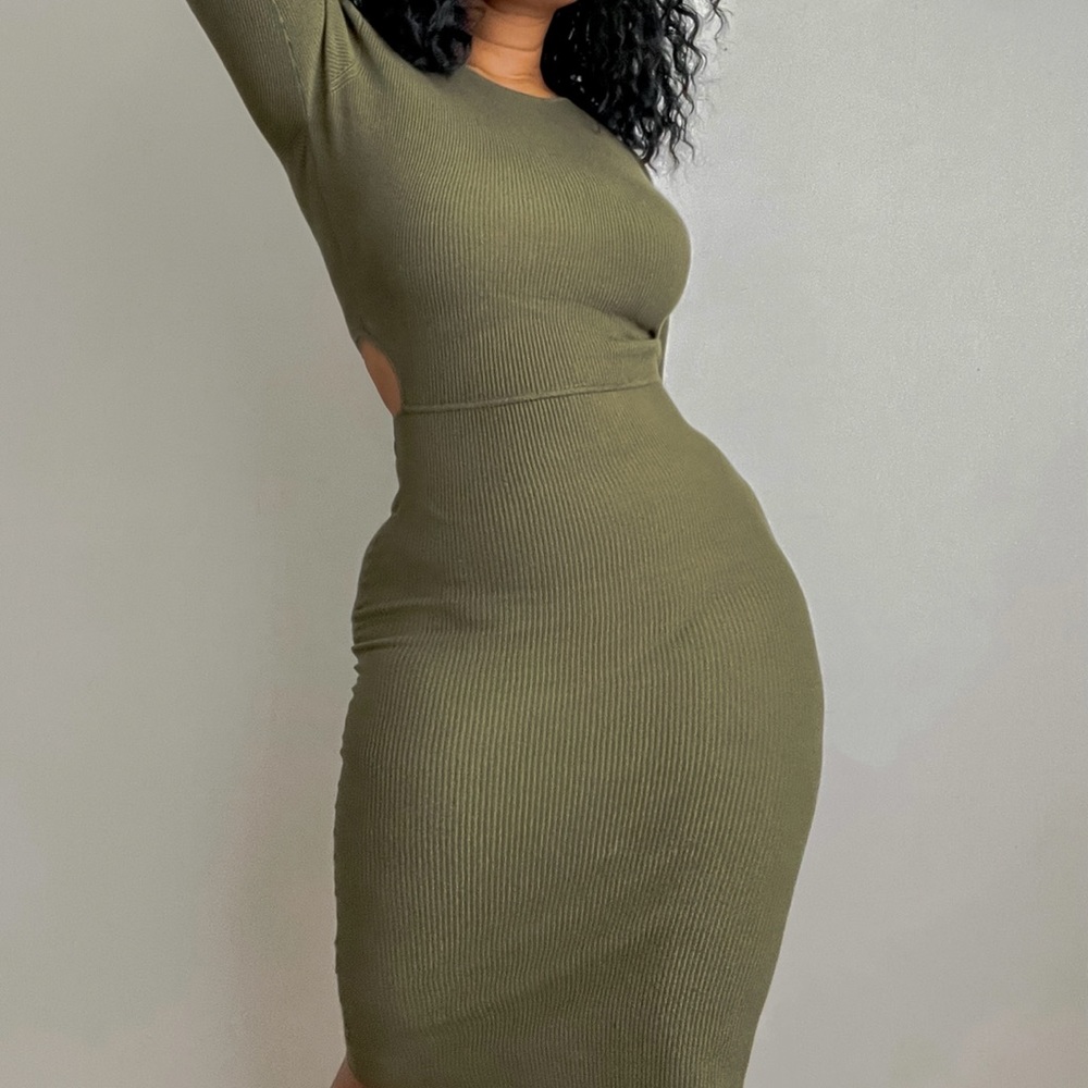 ZARA RIBBED CUTOUT DRESS